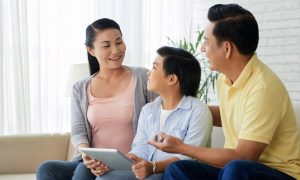 Orang Tua Wajib Tahu! 8 Tips Mempersiapkan Anak Mengikuti MPLS agar Lebih Percaya Diri