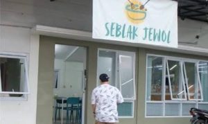 7 Rekomendasi Seblak di Cirebon yang Enak dan Pedas, Cocok Bagi Pecinta Kuliner!
