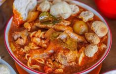 7 Rekomendasi Seblak di Cirebon yang Enak dan Pedas, Cocok Bagi Pecinta Kuliner!