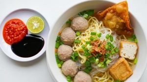 10 Rekomendasi Bakso Enak di Bandung, Ada yang Mulai Rp 5 Ribuan!