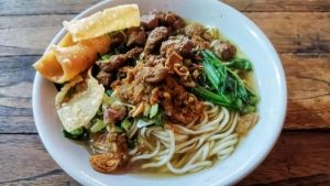 7 Rekomendasi Mie Ayam Enak di Bekasi, Ada yang Legendaris hingga Viral!