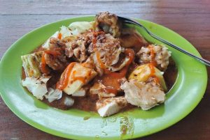 10 Siomay Enak di Bandung yang Terkenal Enak, Ada yang Legendaris!