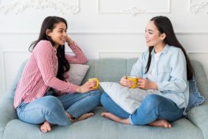 Sering Dianggap Kurang Peka? Ini 10 Tips Jadi Pendengar yang Baik Agar Orang Lain Merasa Dihargai