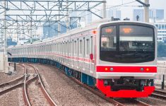 KRL Bogor-Jakarta Kota Bakal Gunakan 12 Gerbong, KAI Ungkap Prosesnya Bertahap