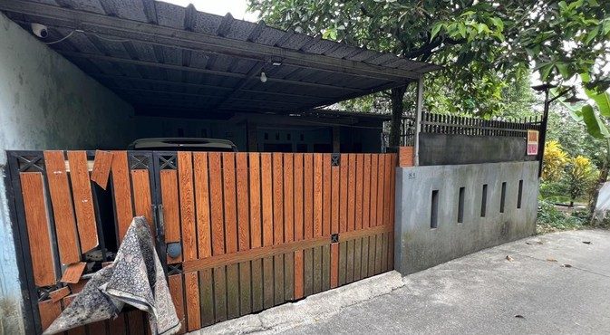 Keluarga di Depok Mengaku Diteror Tengga, Pagar Dirusak hingga Diancam Golok