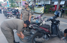 Dishub Cirebon Bidik Parkir Liar Masuk Pengelolaan Resmi, PAD Ditargetkan Meningkat