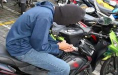 Kepergok Curi Vespa Matic di Bogor, Pelaku Ditangkap dan Sempat Ditelanjangi Warga