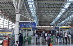 Jelang Demo DPR Stasiun Bekasi Belum Disekat, Aktivitas Penumpang Normal