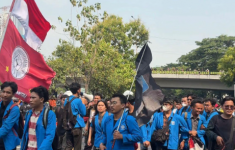 Tak Hanya Jakarta, Puluhan Mahasiswa Demo di Depan Istana Bogor Bawa 12 Tuntutan