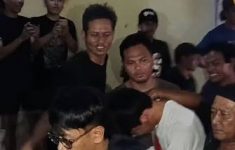 Viral Tiga Pria Diduga Berbuat Asusila Sesama Jenis Digerebek Warga di Bogor, Polisi Turun Tangan