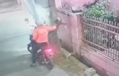Nenek 88 Tahun Dijambret hingga Tersungkur di Bandung, Pelaku Kabur Naik Motor