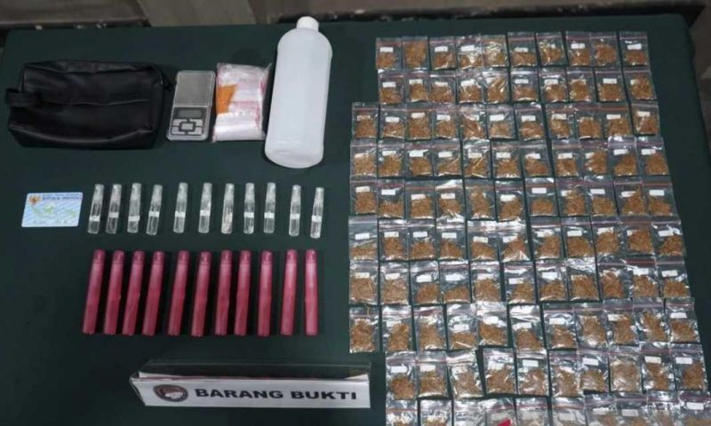 Polisi Sita 106 Paket Tembakau Sintesis di Depok, Remaja 18 Tahun Ditangkap